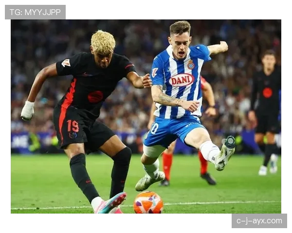 西甲新星闪耀赛场，年轻才俊引多方关注