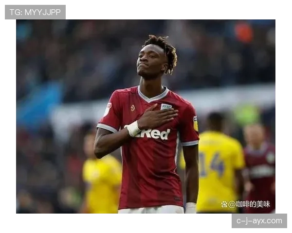 非洲足球传奇球星重磅回归，开启足坛新征程