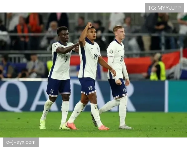 英超传中高手持续崛起，谁将加冕本赛季最佳助攻王引热议