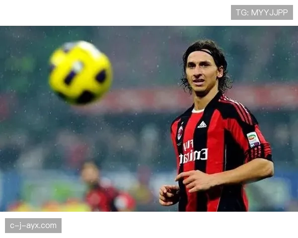 伊布状态回暖，传奇前锋续写绿茵新篇章