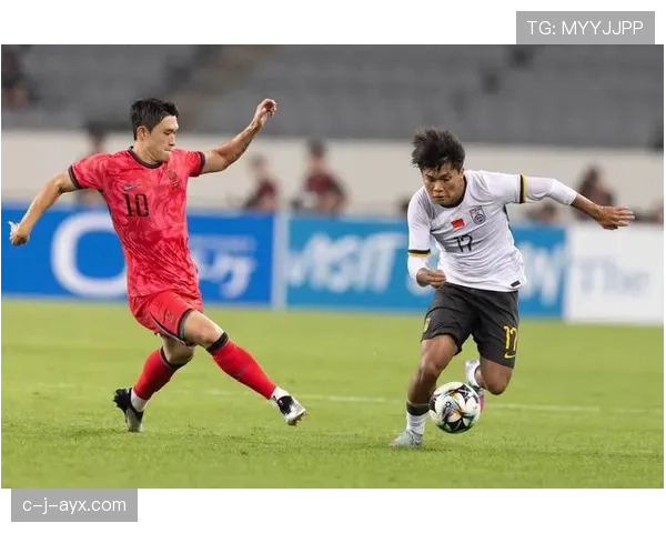 韩国队勇夺东亚杯冠军,团队默契与强大实力闪耀赛场 韩国队勇夺东亚杯冠军,团队默契与强大实力闪耀赛场