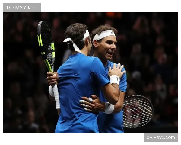 利桑德罗与瓦拉内默契搭档,后防线稳健提升助力球队 利桑德罗与瓦拉内默契搭档,后防线稳健提升助力球队