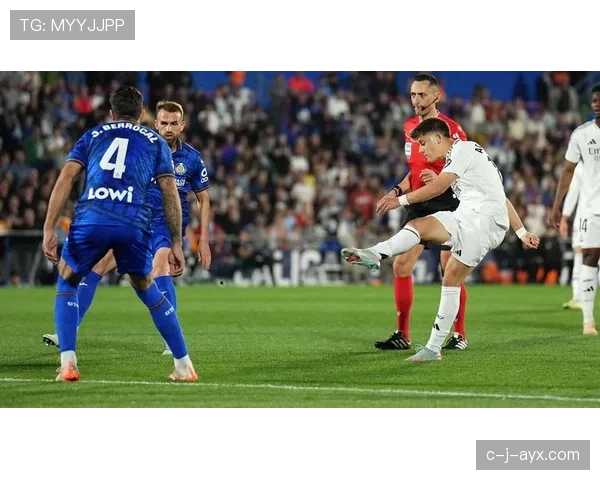 卡马文加战术价值与实际表现差距分析 卡马文加战术价值与实际表现差距分析